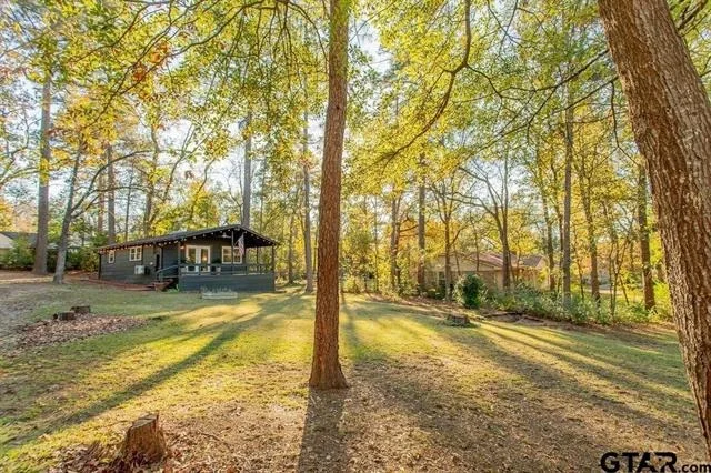 Photo of 212 Canyon Drive