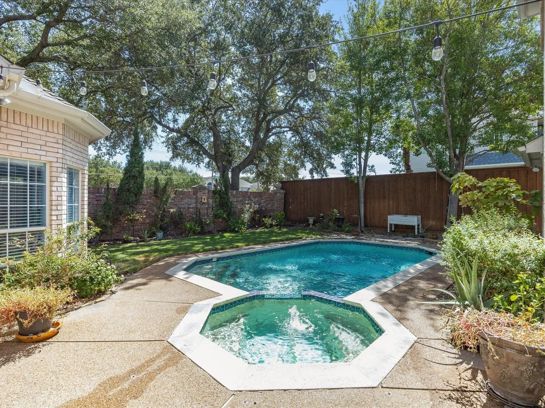 Photo of 6400 Bermuda Dunes Drive