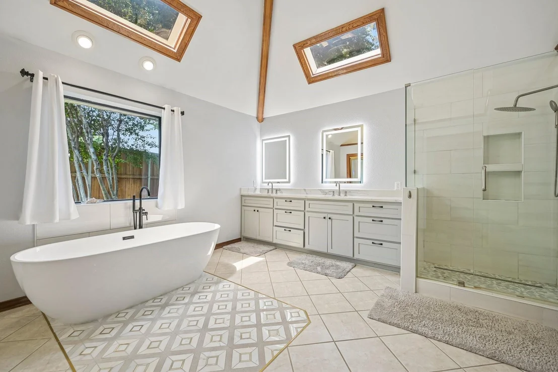 Photo of 925 Spring Brook Drive