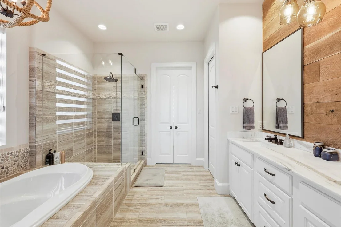 Photo of 7105 W Hells Gate Drive