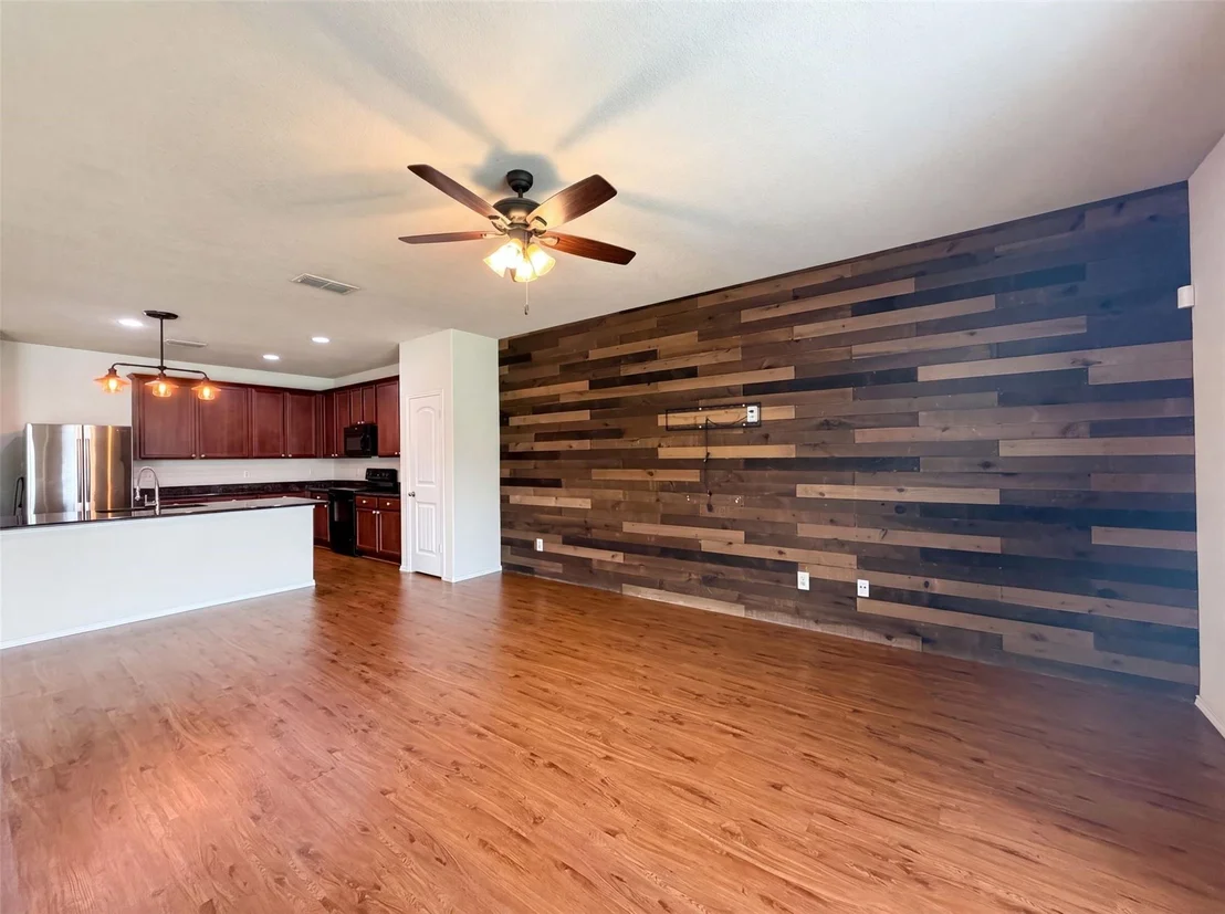 Photo of 9165 Blackstone Drive