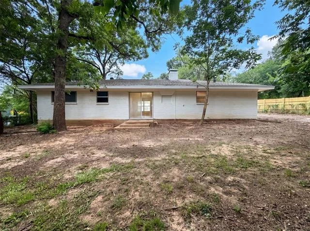 Photo of 437 Denison Drive