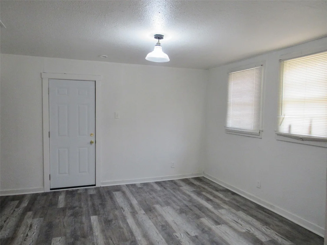 Photo of 2705 Summer Avenue