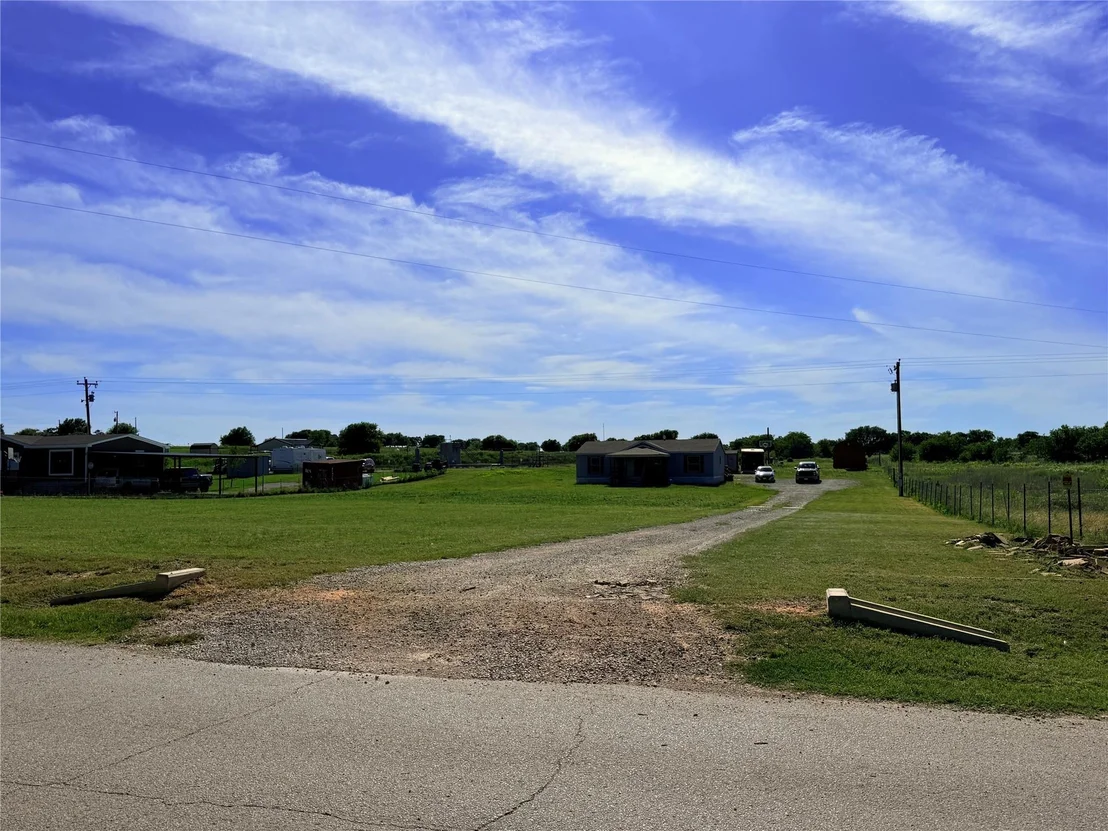 Photo of 1420 County Road 4522