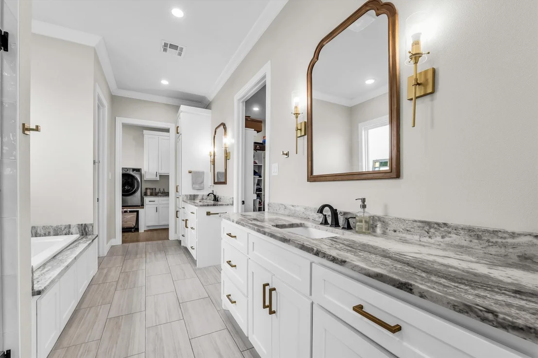 Photo of 2724 Southwinds Drive