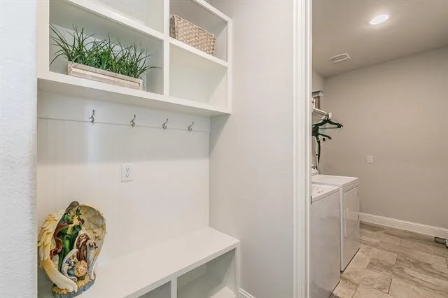 Photo of 838 Mildren Lane
