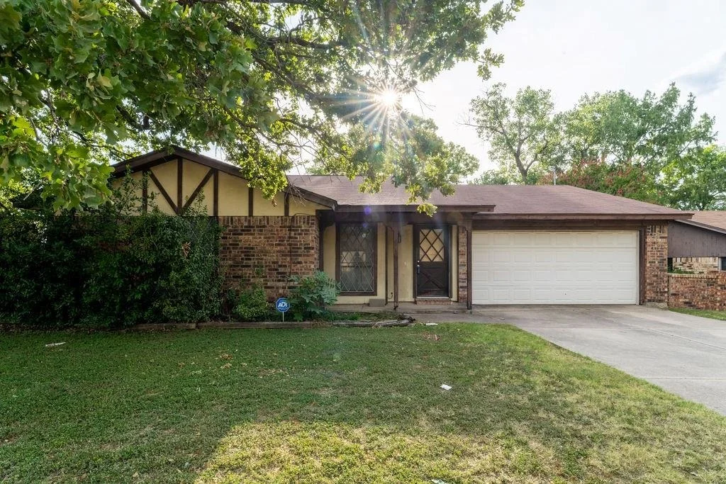 Photo of 700 Del Mar Lane