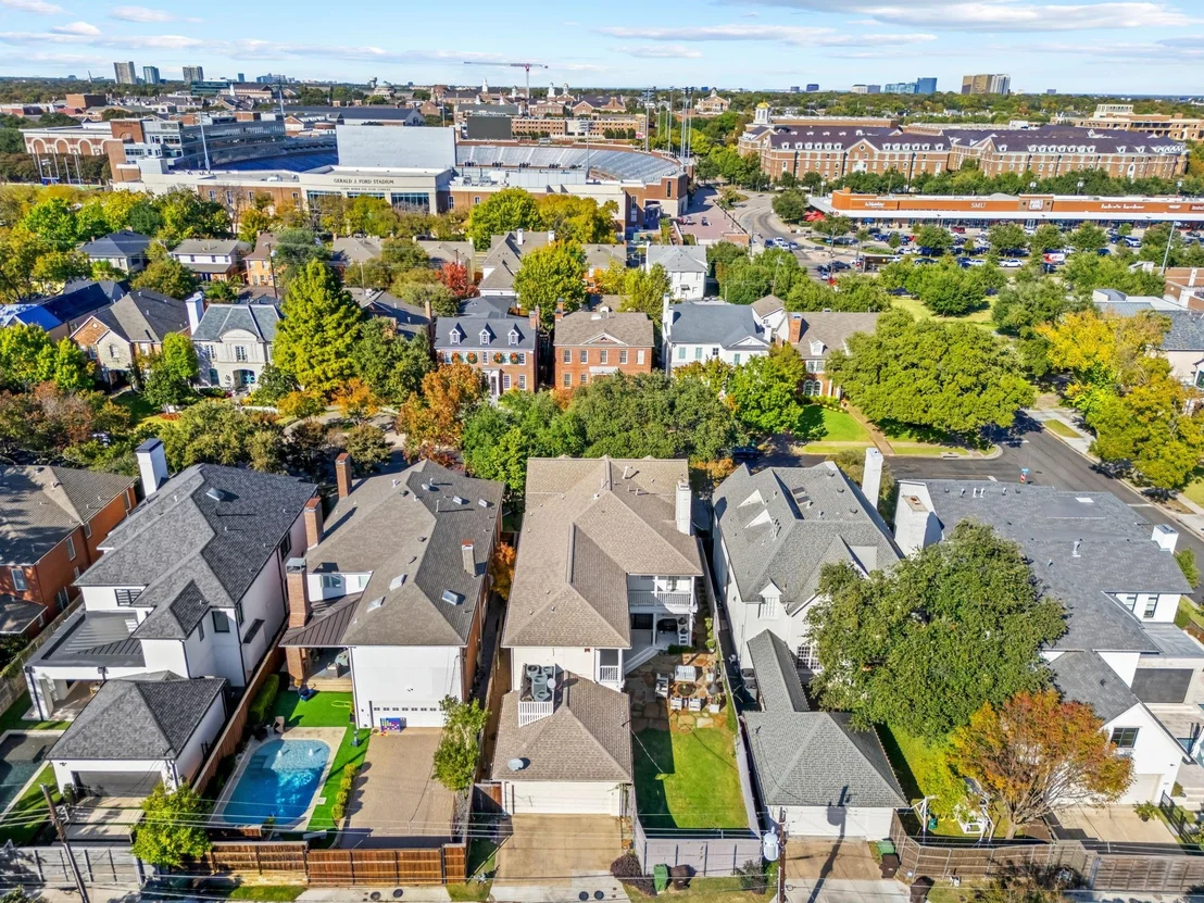 Photo of 3105 Drexel Drive