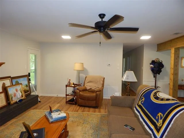Photo of 517 RONNETTE Drive