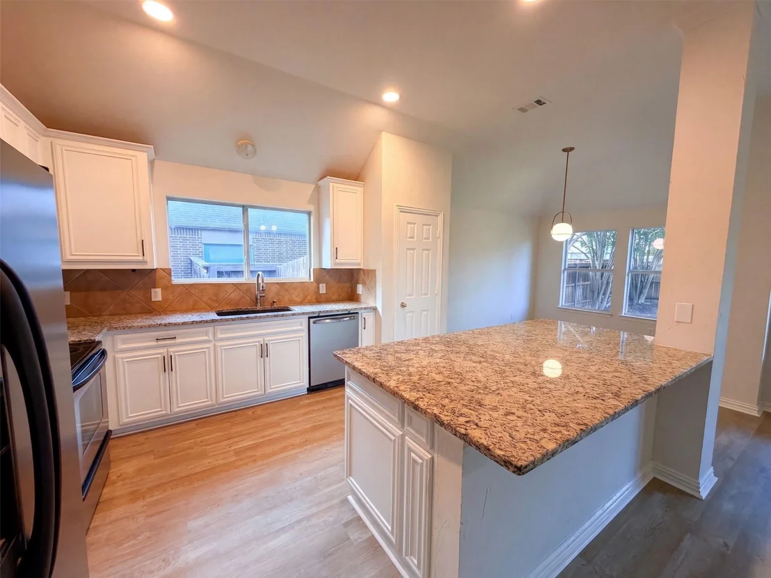 Photo of 1009 Spinnaker Drive