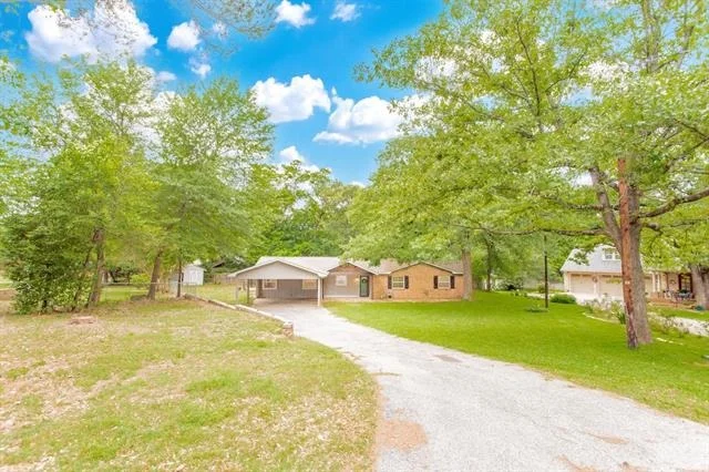 Photo of 105 Grass Knoll Drive