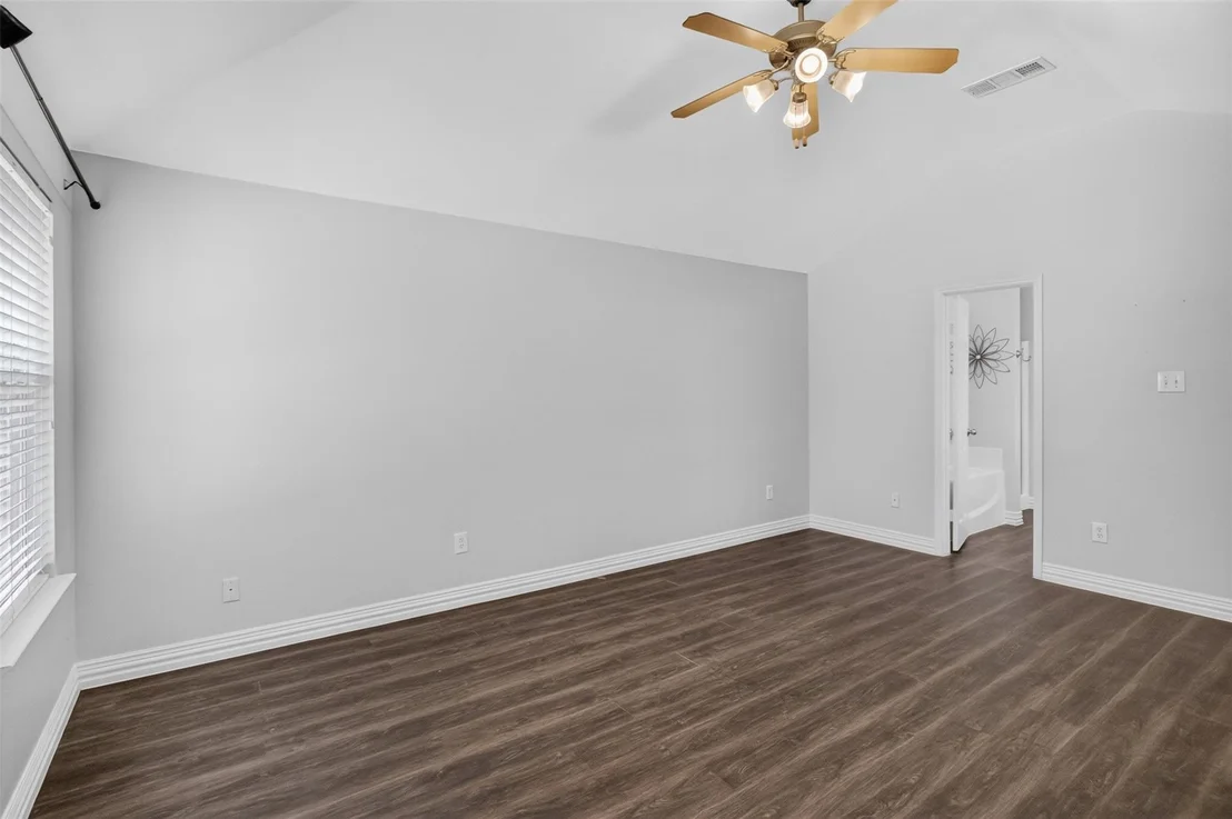 Photo of 9612 Linton Drive