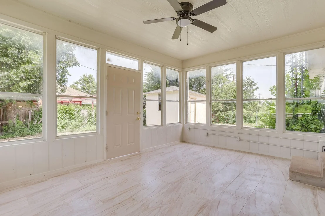 Photo of 912 Blue Ridge Drive