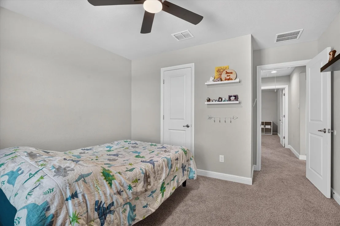 Photo of 1425 Bennett Drive