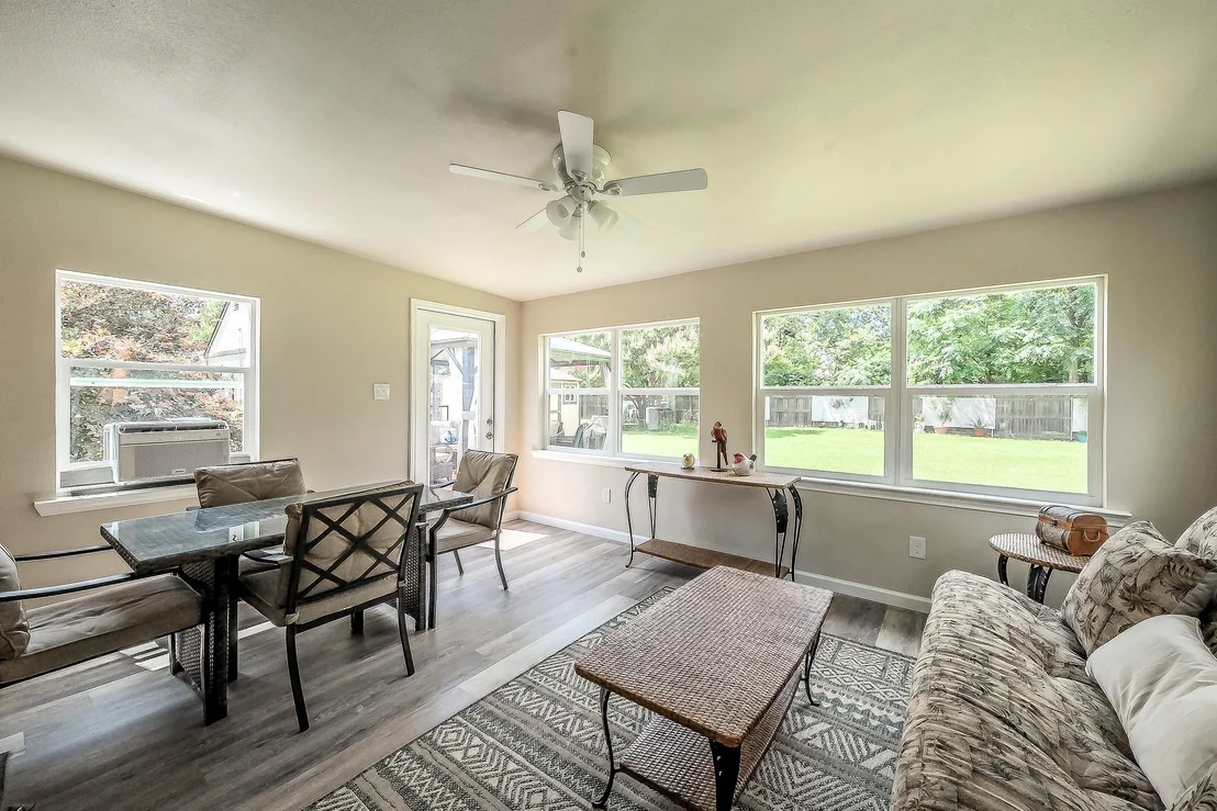 Photo of 5004 Blackstone Drive