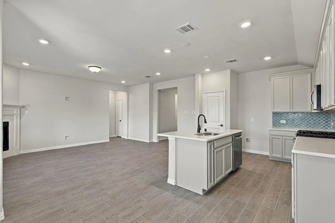 Photo of 5117 Del Monte Drive