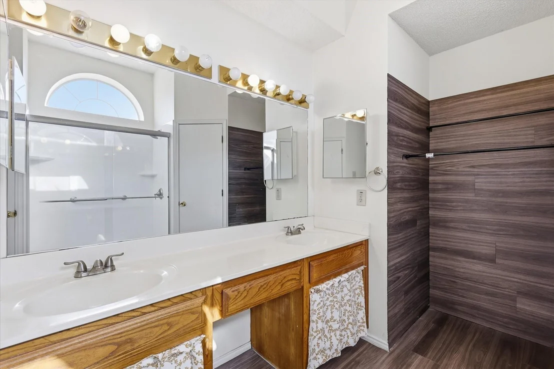 Photo of 311 Alyse Road