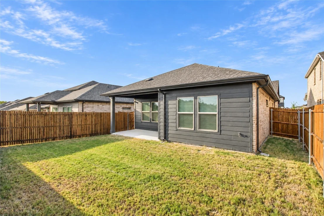 Photo of 113 Greenbriar Drive