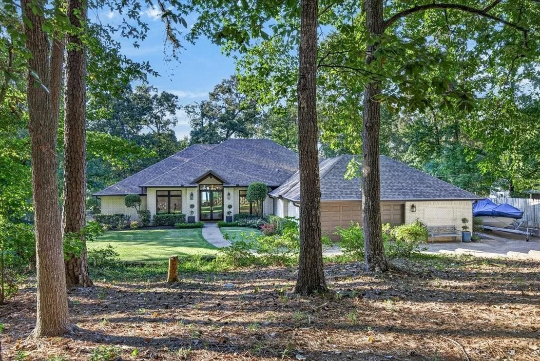 Photo of 15740 Timberhill Drive