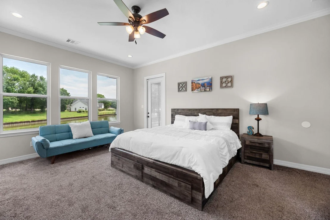Photo of 715 Hatteras Drive