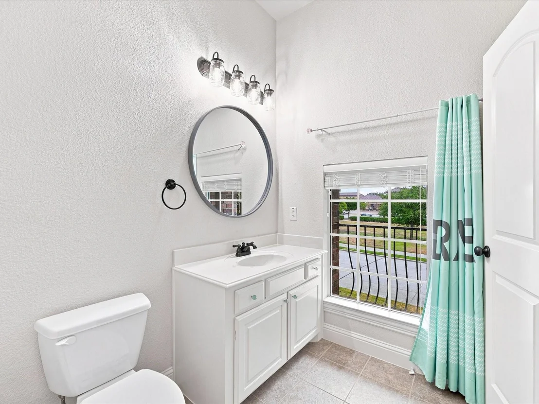 Photo of 412 Oriole Drive