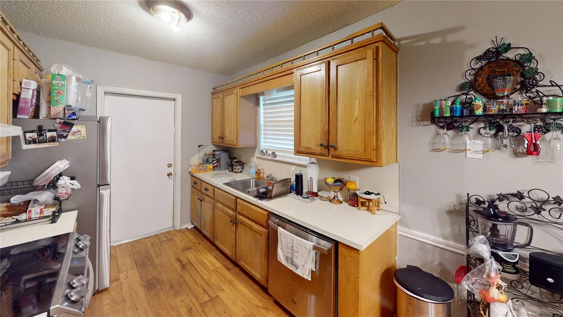 Photo of 1004 Clover Street