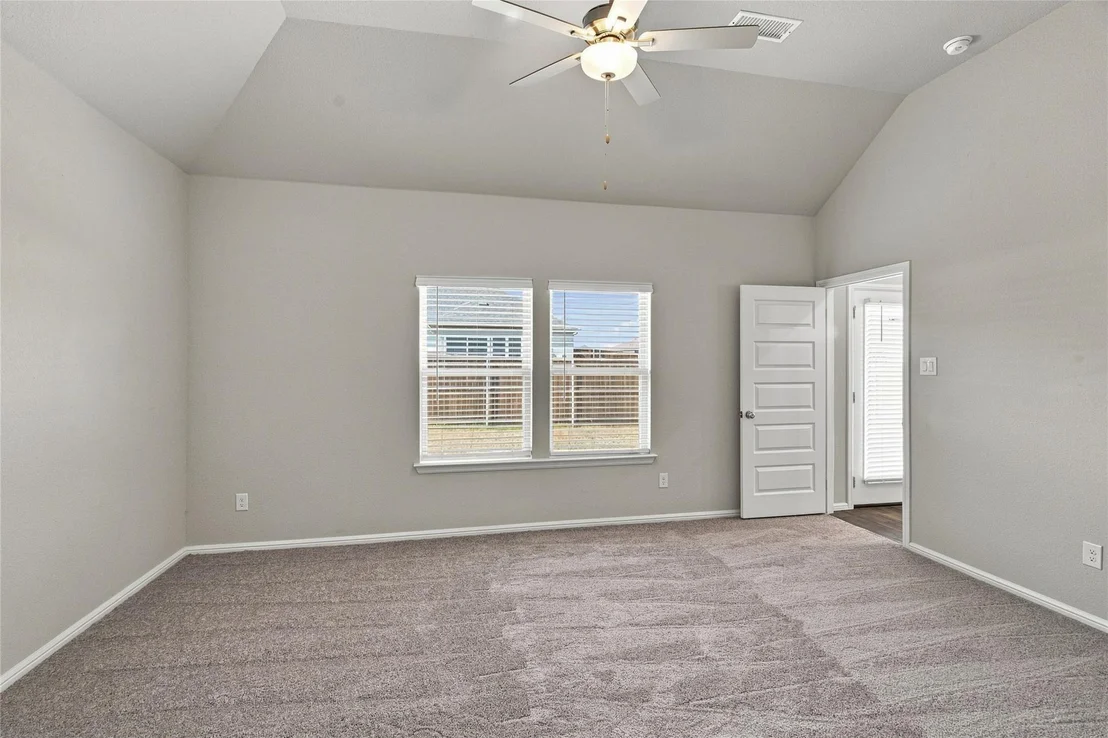 Photo of 1345 Fox Glen Trail