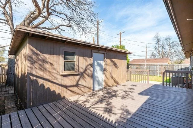 Photo of 5250 Burbank Drive
