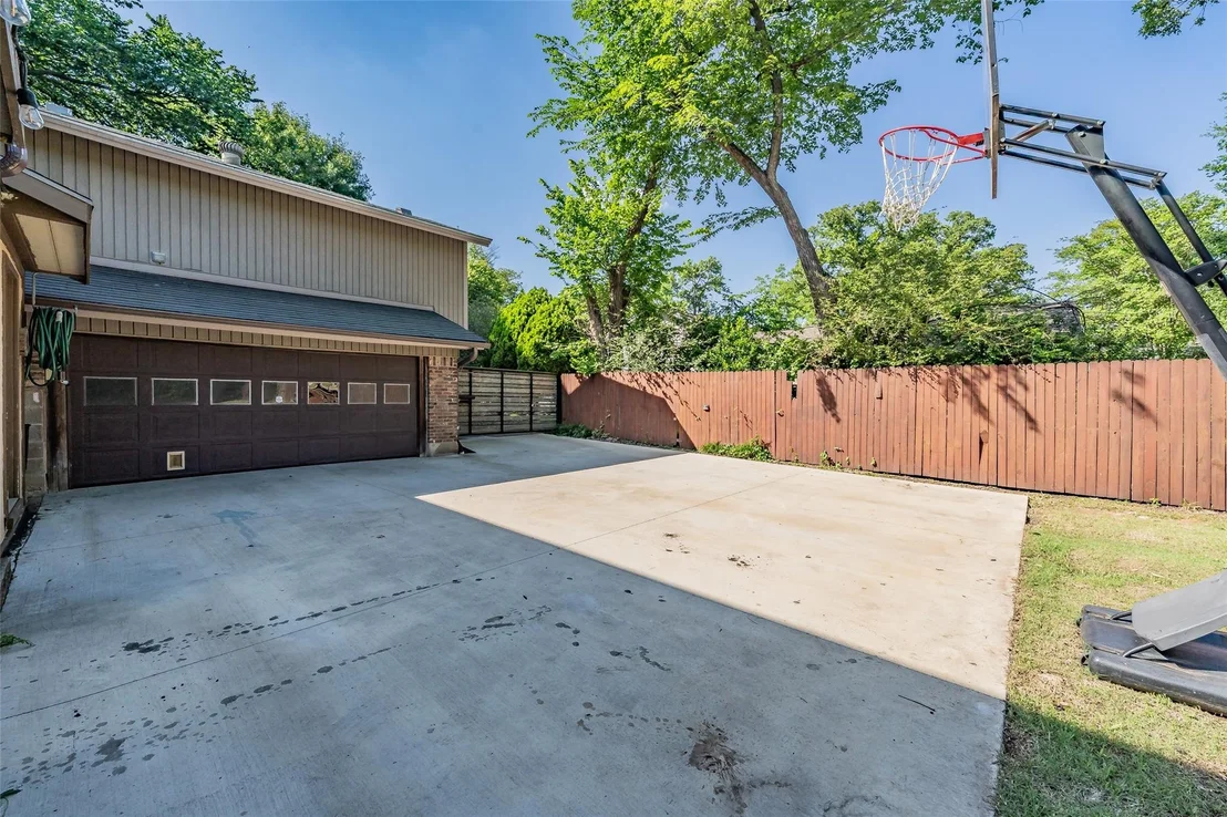 Photo of 509 Westcliff Drive