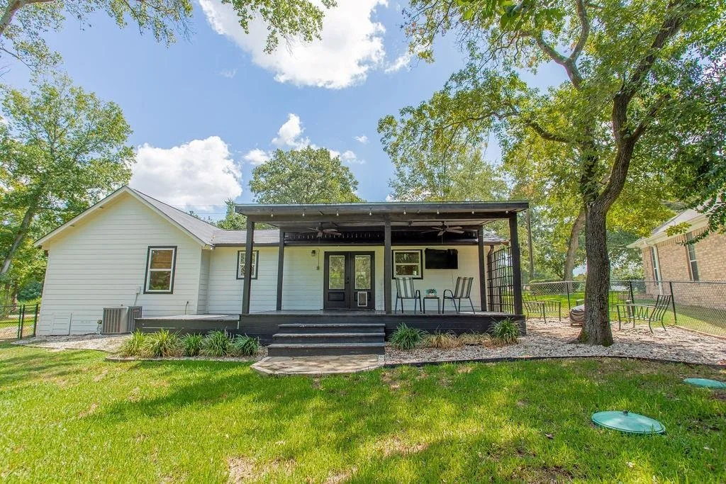 Photo of 224 Hideaway Lane E