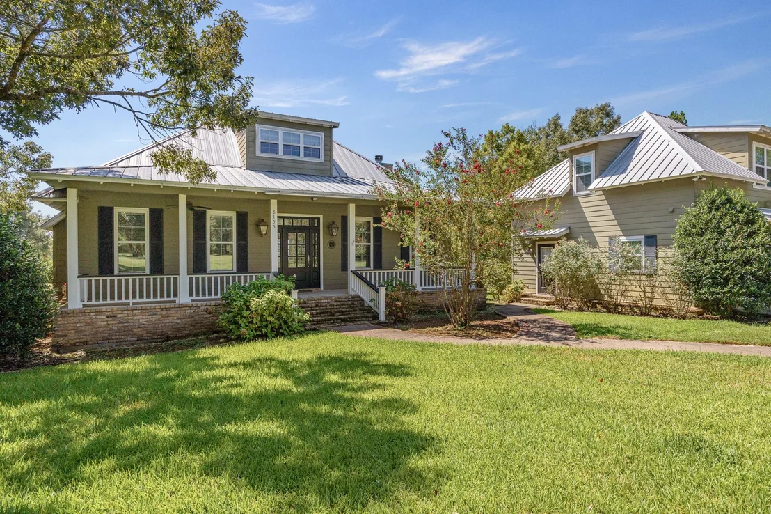 Photo of 8155 E Lake