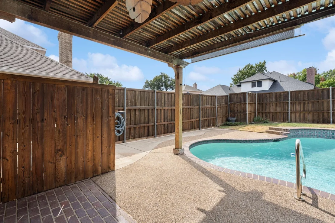 Photo of 4609 Scenic Drive