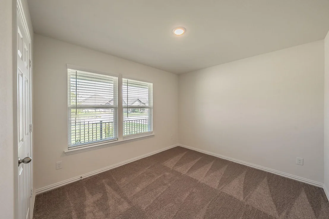 Photo of 433 Rose Avenue