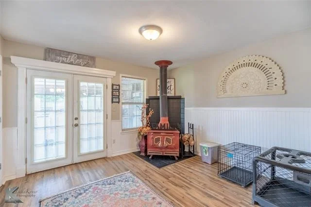 Photo of 1070 Larned Lane