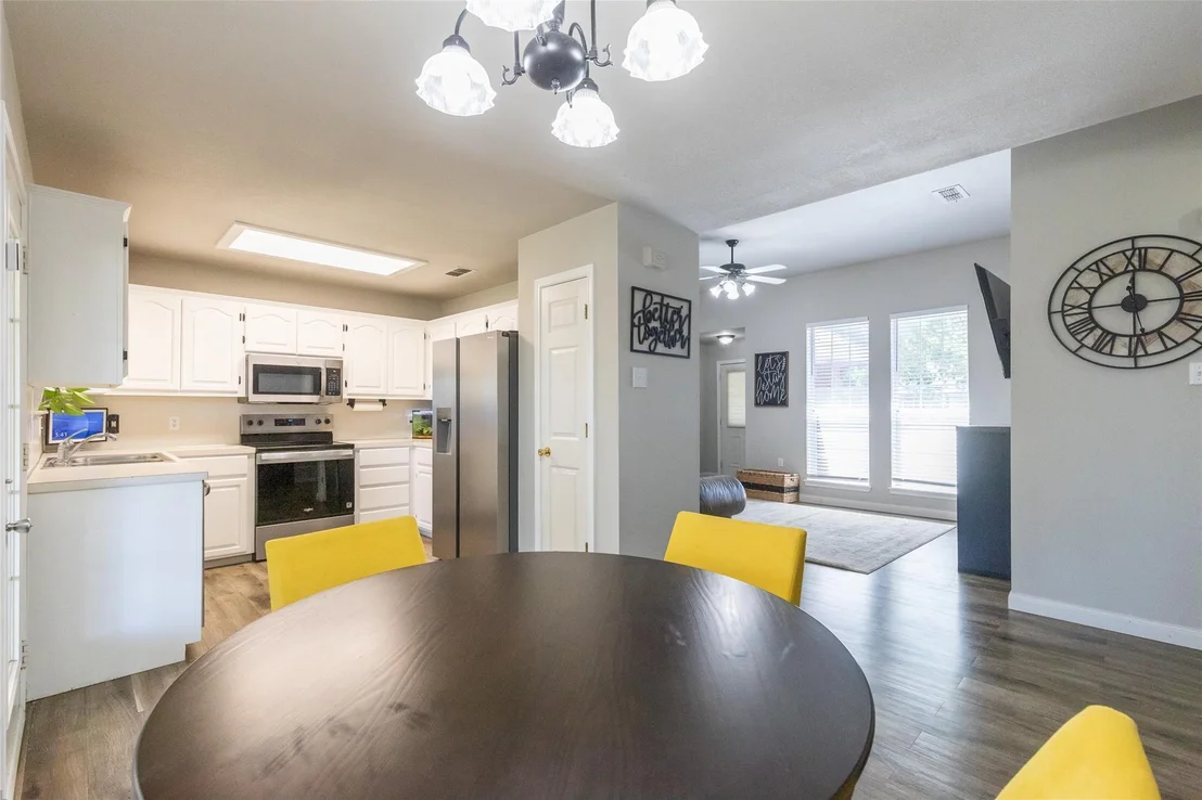 Photo of 1009 Parsons Road