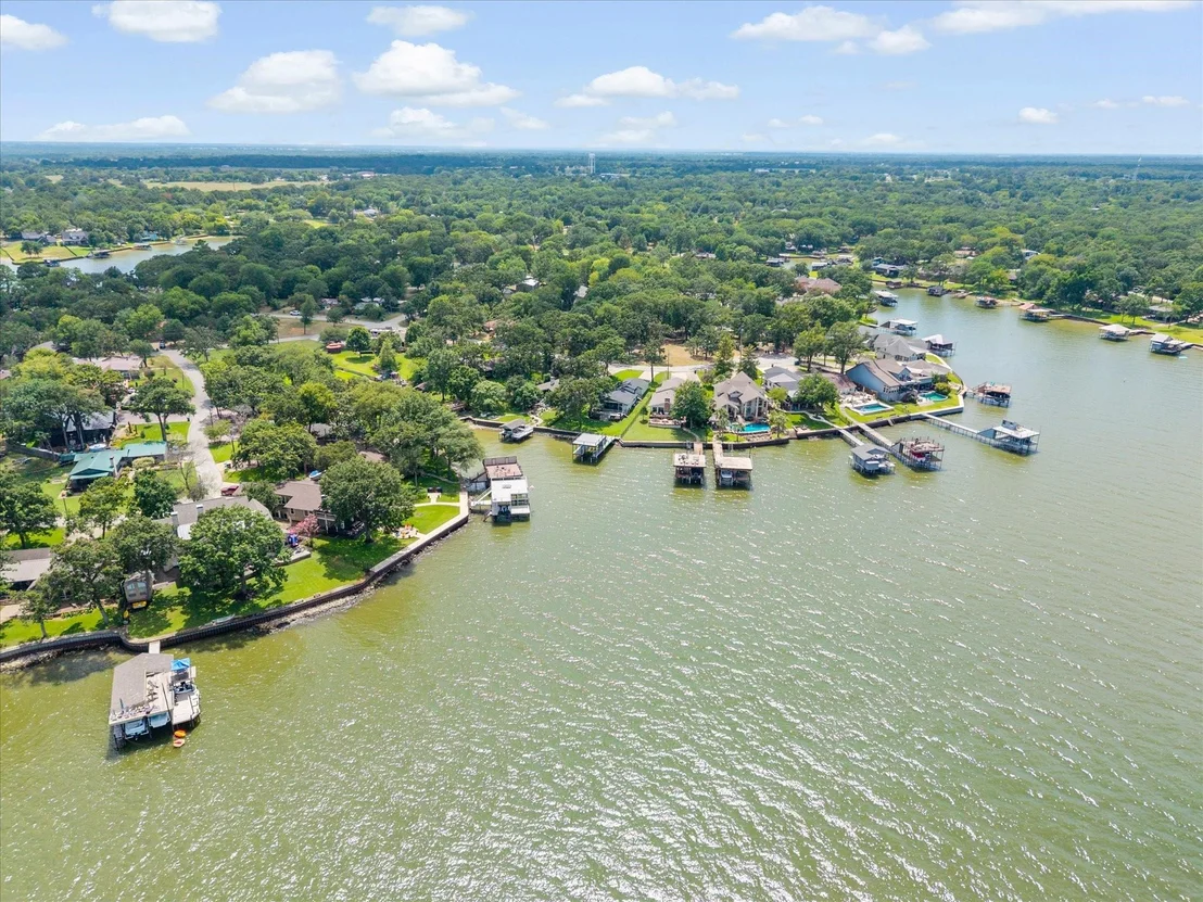 Photo of 524 Sampan Drive