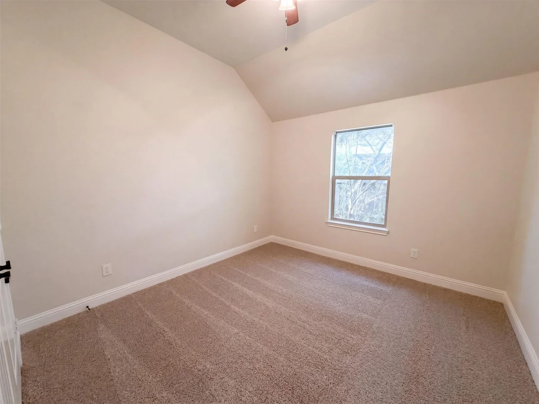 Photo of 130 Red Pine Drive