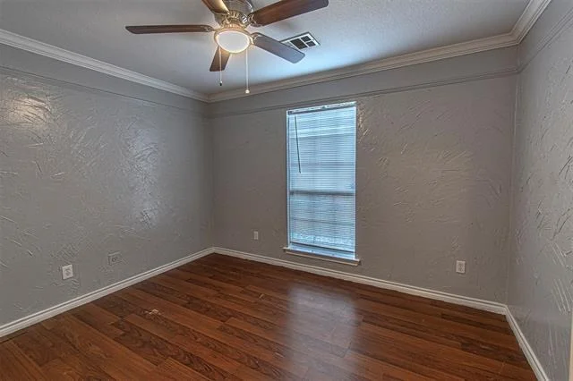 Photo of 348 Craddock Drive