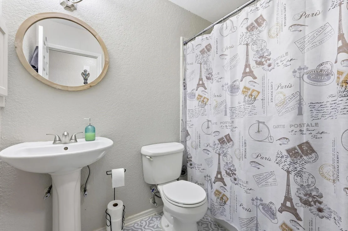 Photo of 1312 Hackamore Street