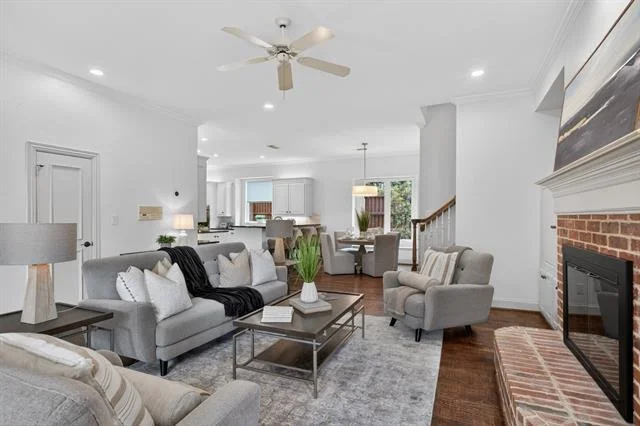 Photo of 5937 Glendower Lane