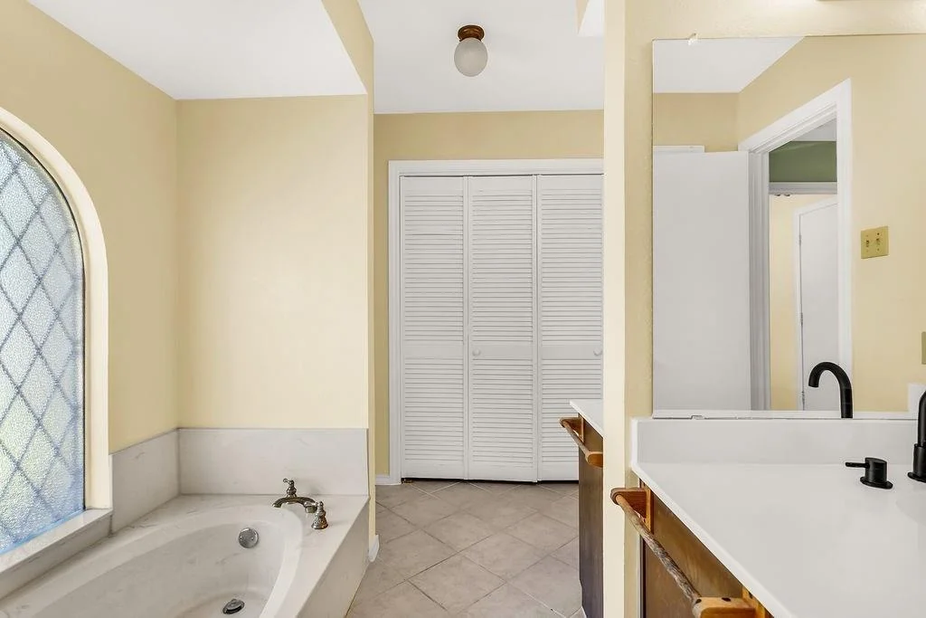 Photo of 1005 Nottingham Drive