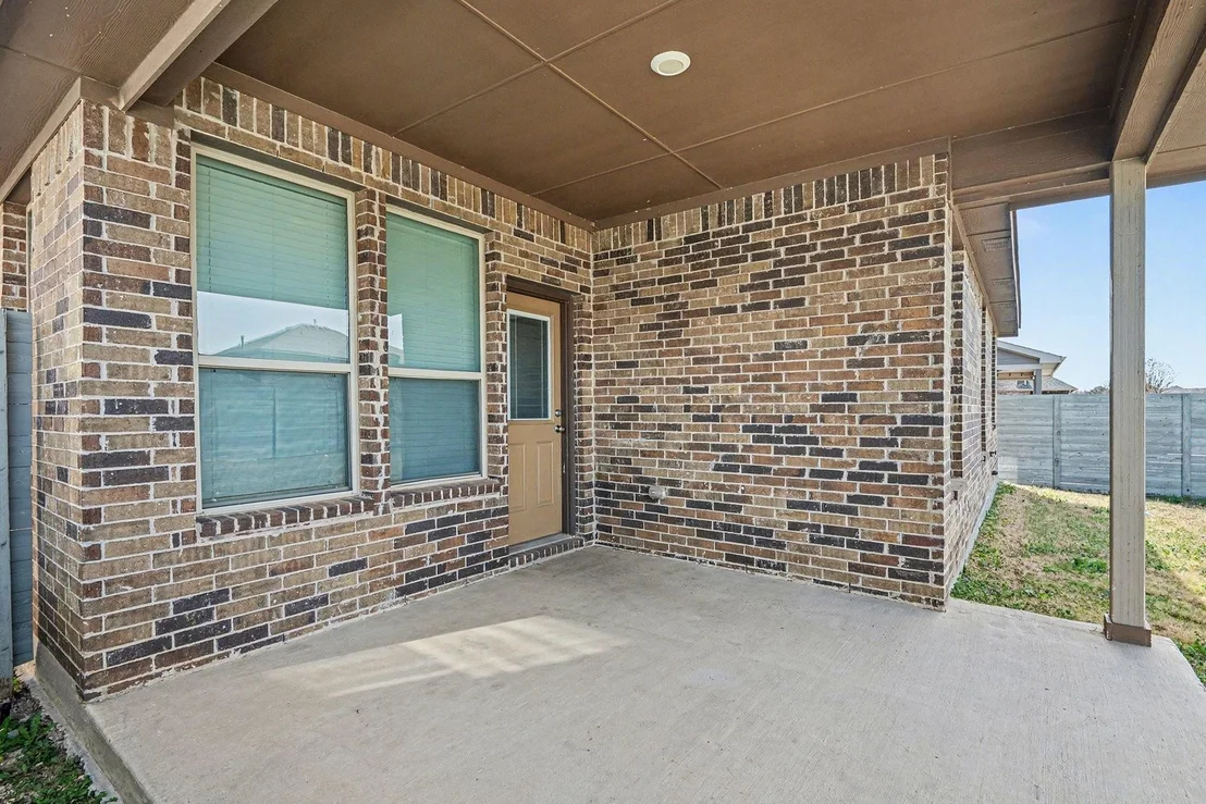 Photo of 905 Falcon Road