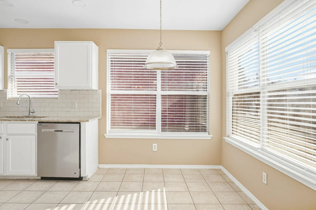 Photo of 1002 Chatham Lane