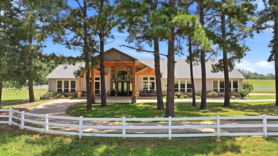 Photo of 1357 County Road 3504