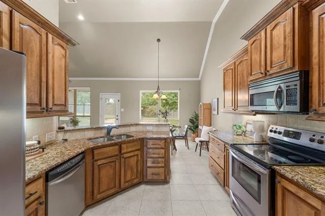 Photo of 806 Marshall Drive