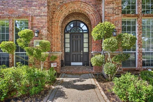 Photo of 5929 Castlebar Lane