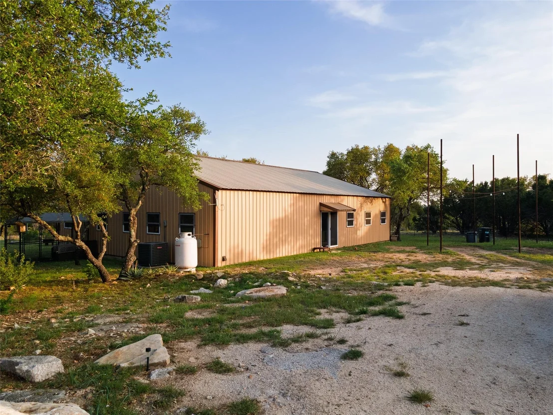 Photo of 1261 Park Road