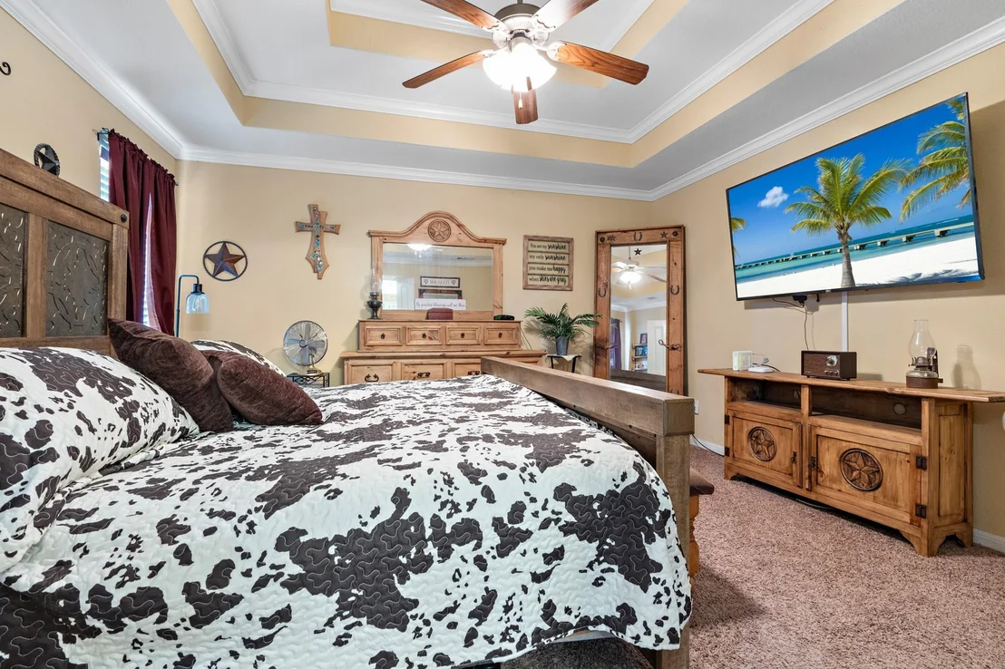 Photo of 219 Oak Meadow Trail