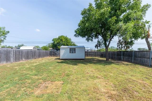 Photo of 2502 Bennett Drive