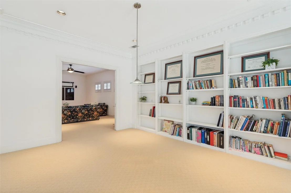 Photo of 5920 Mcfarland Drive
